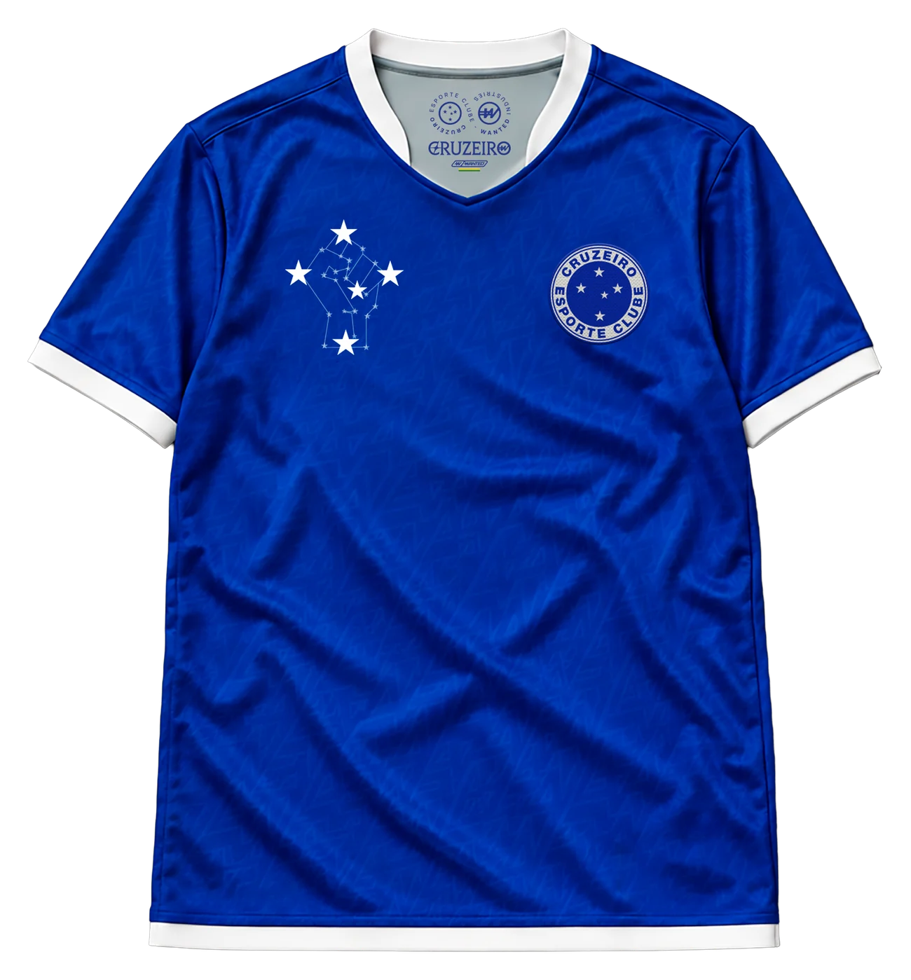 Frente da camisa Cruzeiro × Wanted com o punho-constelação e o escudo